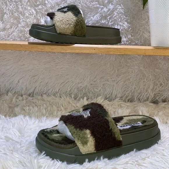 True Religion Shoes True Religion Slides Poshmark